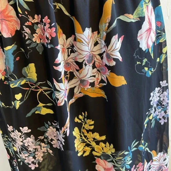H&M Divided-flower maxi skirt-beautiful flower print- 2 slits-perfect condition - Picture 2 of 6